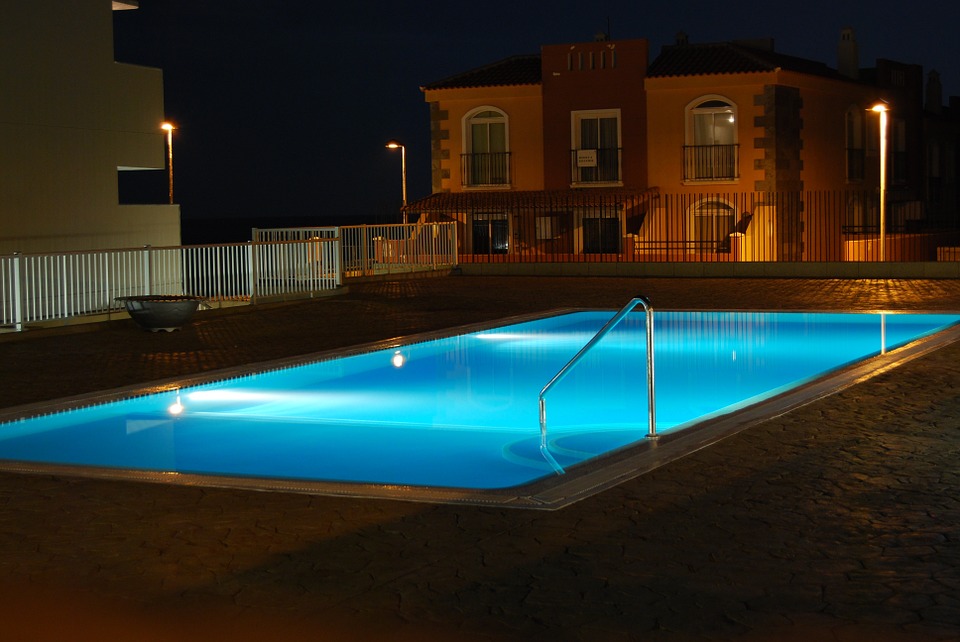 running your pool pump at night